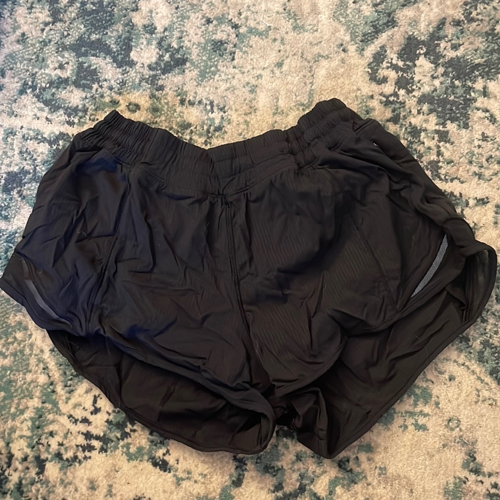 Lululemon hotty hot black shorts. Size 6.